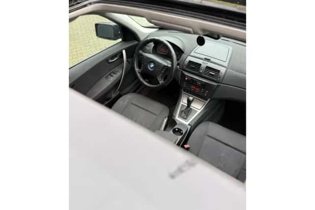 BMW X3 (2005) thumbnail 2