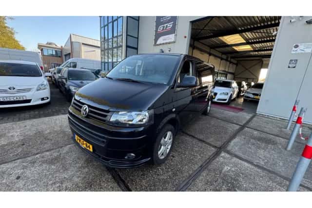 Volkswagen Transporter (2011) thumbnail 1