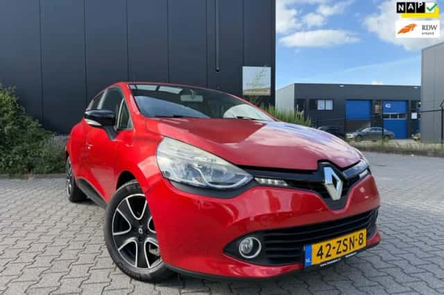 Renault Clio (2013) thumbnail 1
