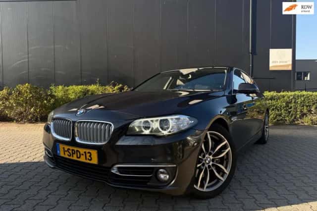 BMW 5-Serie (2013) thumbnail 1