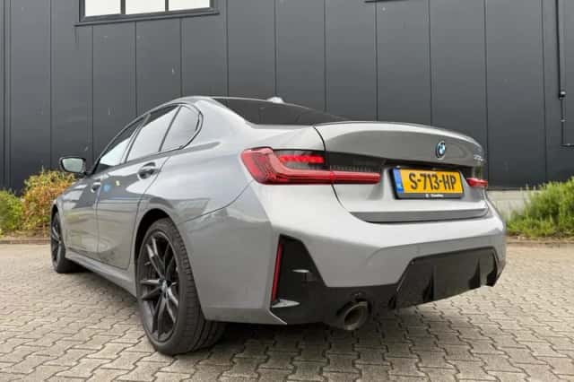 BMW 3-Serie (2023) thumbnail 4
