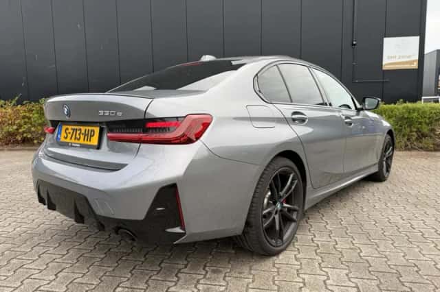 BMW 3-Serie (2023) thumbnail 5