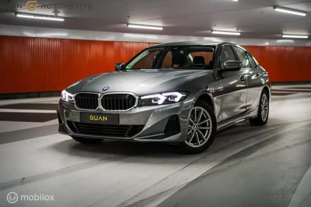 BMW 3-Serie (2024) thumbnail 1
