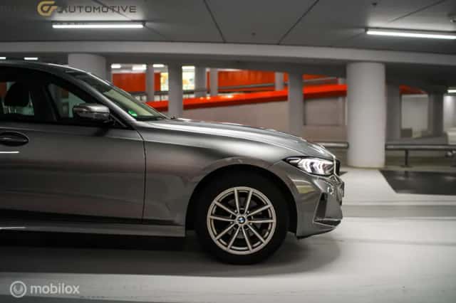 BMW 3-Serie (2024) thumbnail 6