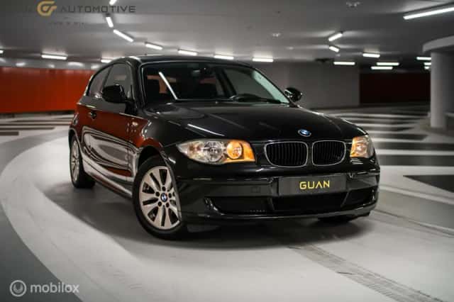 BMW 1-Serie (2011) thumbnail 2
