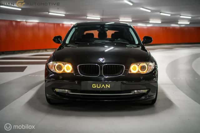 BMW 1-Serie (2011) thumbnail 3