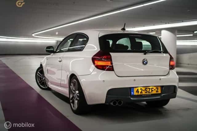 BMW 1-Serie (2011) thumbnail 5