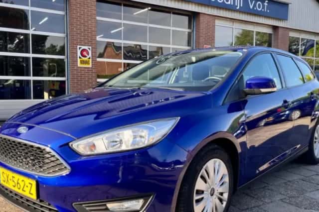 Ford Focus (2018) thumbnail 1