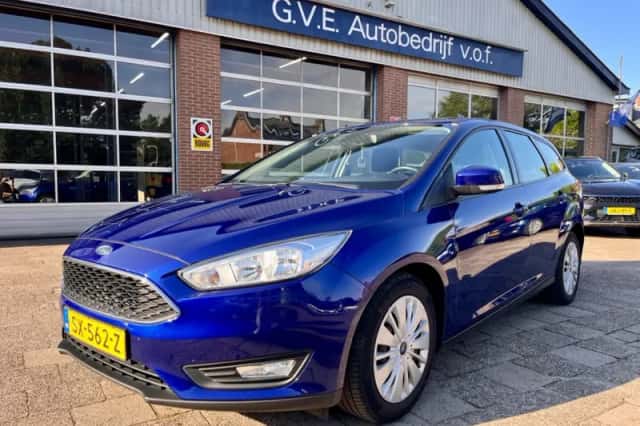 Ford Focus (2018) thumbnail 2