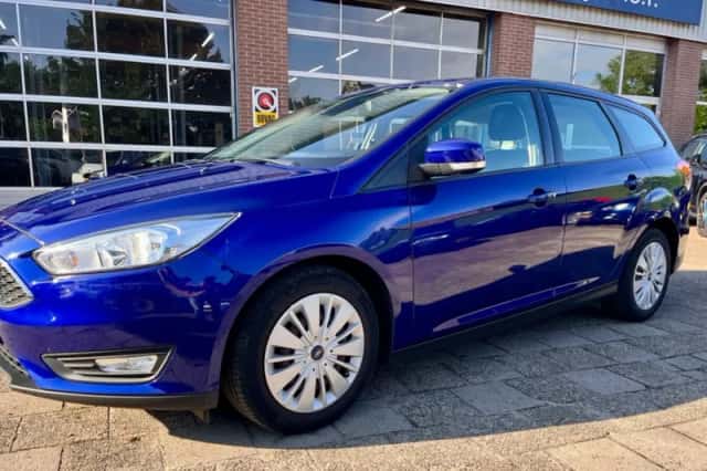 Ford Focus (2018) thumbnail 3