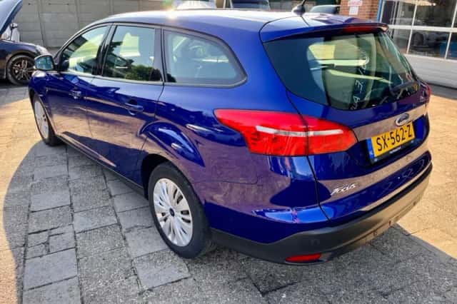 Ford Focus (2018) thumbnail 5
