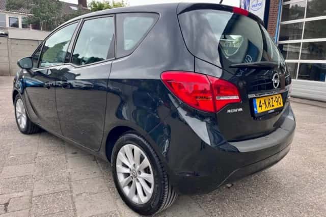Opel Meriva (2013) thumbnail 4