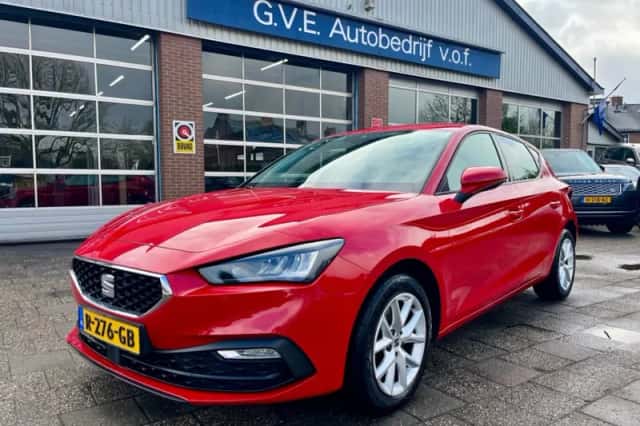 SEAT Leon (2021) thumbnail 2