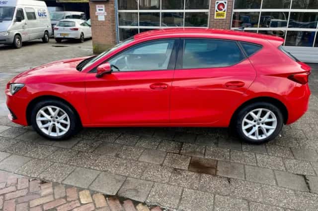SEAT Leon (2021) thumbnail 4