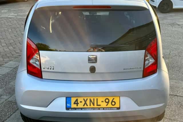 SEAT Mii (2014) thumbnail 6
