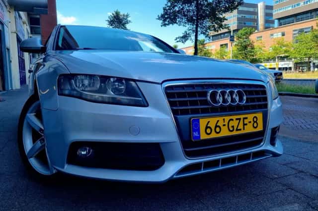 Audi A4 (2008) thumbnail 1