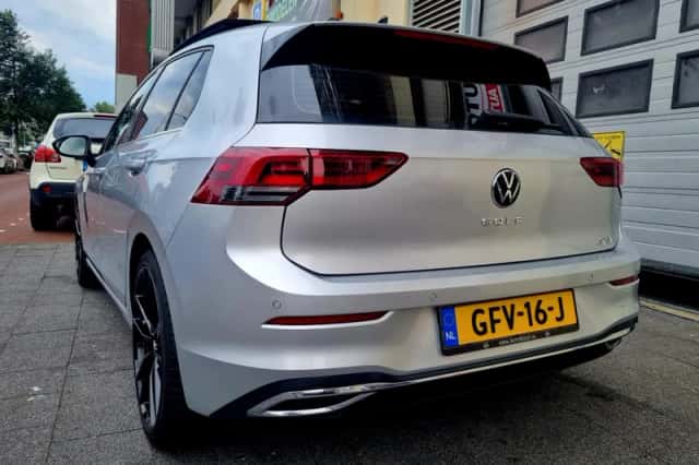 Volkswagen Golf (2021) thumbnail 5
