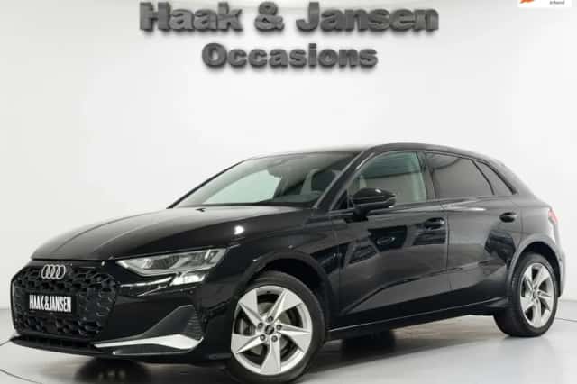 Audi A3 (2025) thumbnail 1