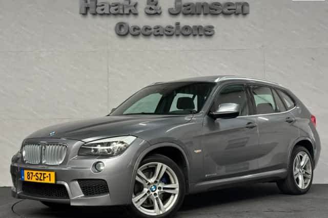 BMW X1 (2011) thumbnail 1