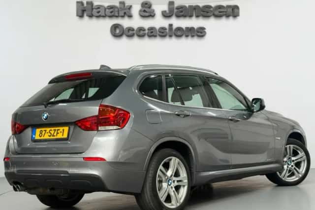 BMW X1 (2011) thumbnail 4