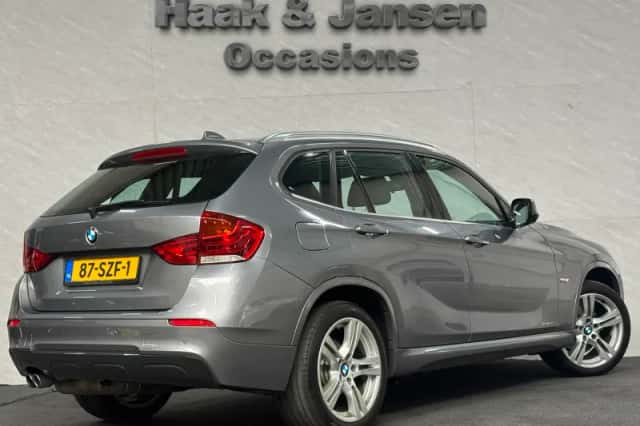 BMW X1 (2011) thumbnail 4