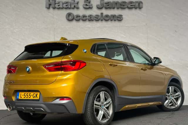 BMW X2 (2018) thumbnail 4