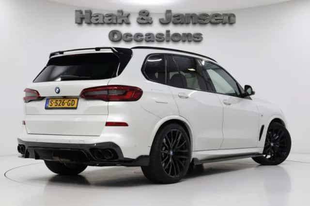 BMW X5 (2019) thumbnail 3