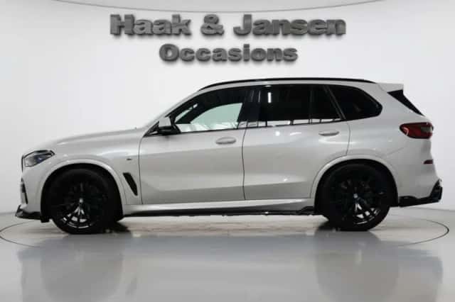 BMW X5 (2019) thumbnail 5