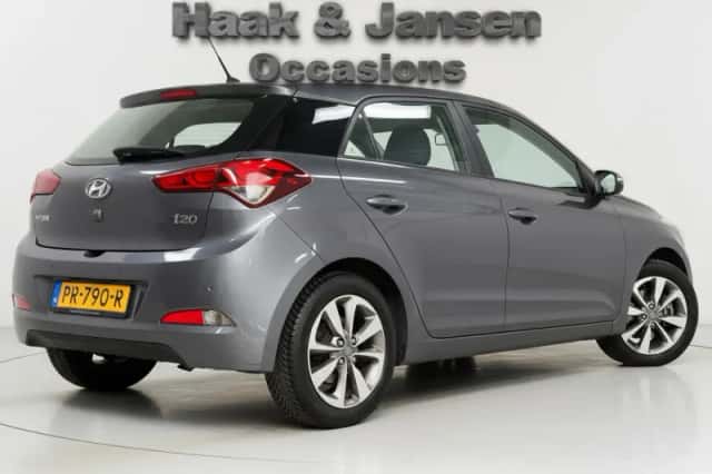 Hyundai i20 (2018) thumbnail 3
