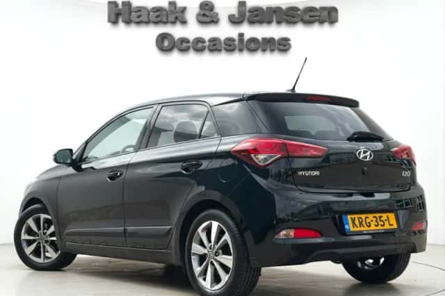 Hyundai i20 (2018) thumbnail 3