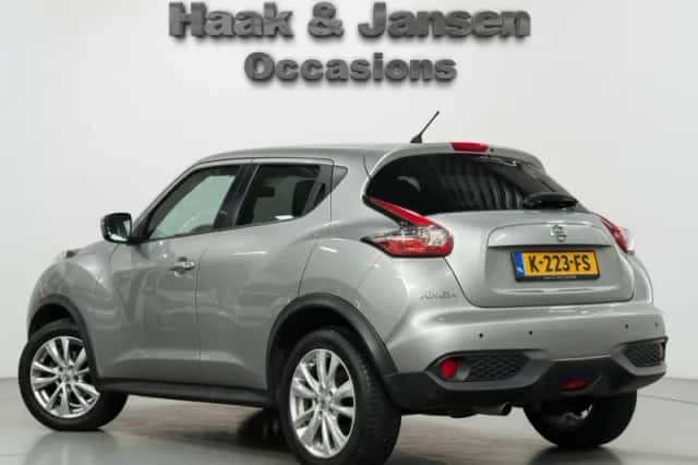 Nissan Juke (2015) thumbnail 3
