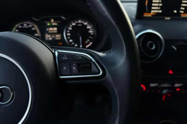 Audi A3 (2015) thumbnail 16