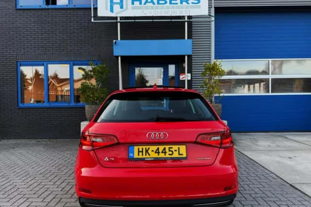 Audi A3 (2015) thumbnail 6