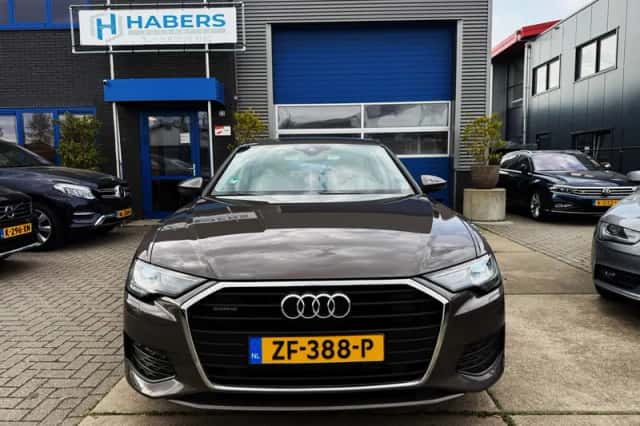 Audi A6 (2019) thumbnail 2