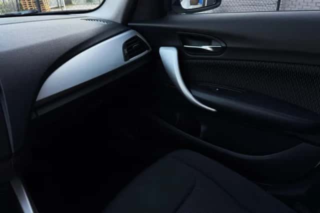 BMW 1-Serie (2012) thumbnail 19