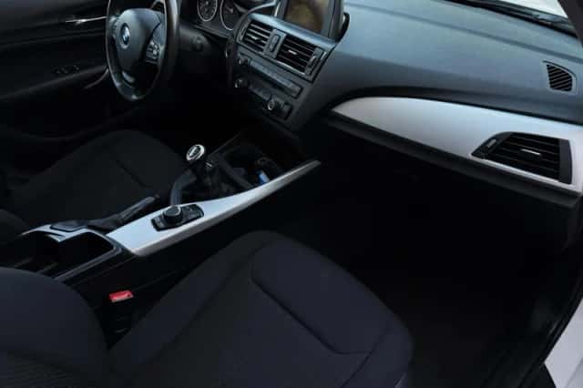 BMW 1-Serie (2012) thumbnail 24