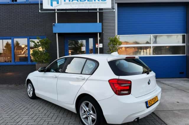 BMW 1-Serie (2012) thumbnail 5