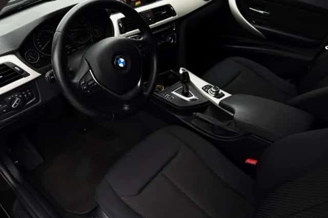 BMW 3-Serie (2015) thumbnail 2