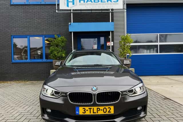 BMW 3-Serie (2014) thumbnail 2