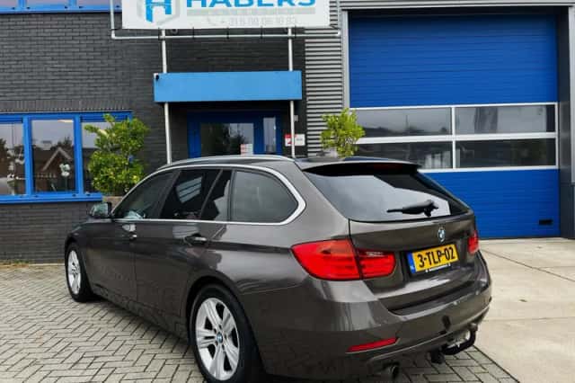 BMW 3-Serie (2014) thumbnail 6