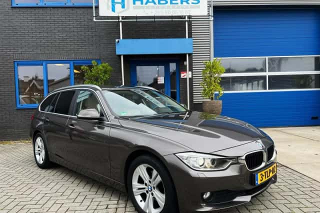 BMW 3-Serie (2014) thumbnail 10