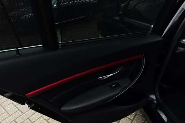 BMW 3-Serie (2015) thumbnail 23