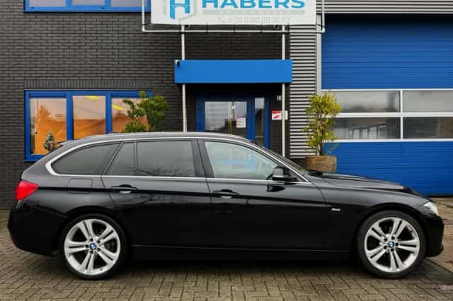 BMW 3-Serie (2015) thumbnail 8