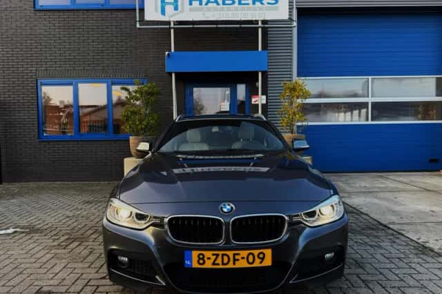 BMW 3-Serie (2014) thumbnail 2