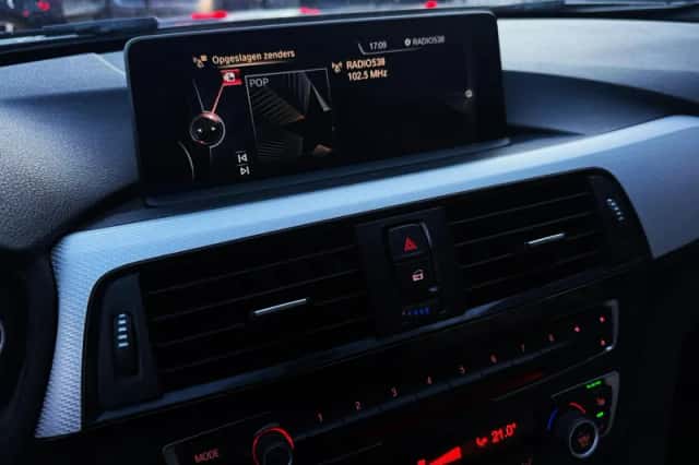 BMW 3-Serie (2014) thumbnail 16
