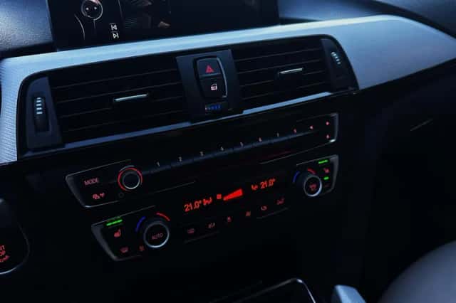 BMW 3-Serie (2014) thumbnail 17
