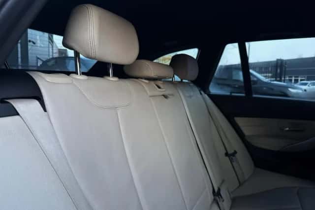 BMW 3-Serie (2014) thumbnail 29