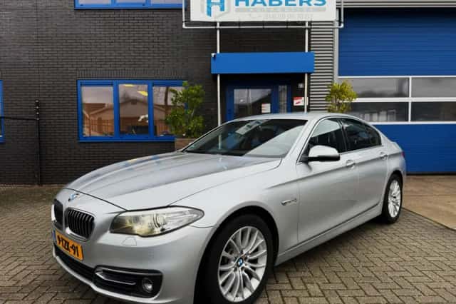 BMW 5-Serie (2014) thumbnail 1