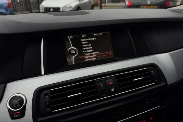 BMW 5-Serie (2014) thumbnail 19