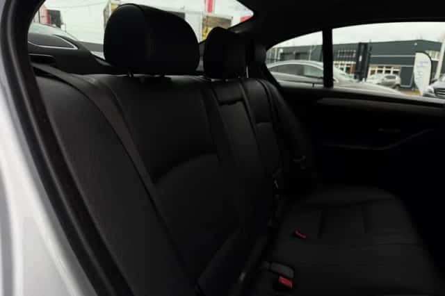 BMW 5-Serie (2014) thumbnail 30